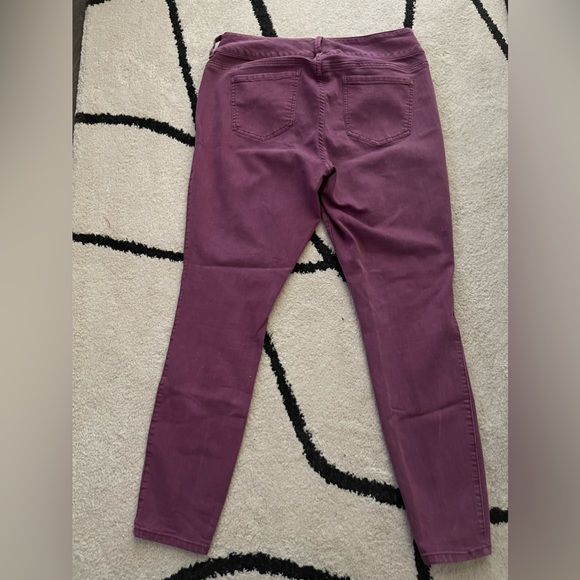 Torrid Jeggings - Plum Wash- Size 14R - Picture 4 of 4